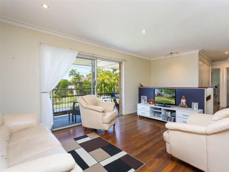 27 Hibiscus Avenue, Redcliffe QLD 4020