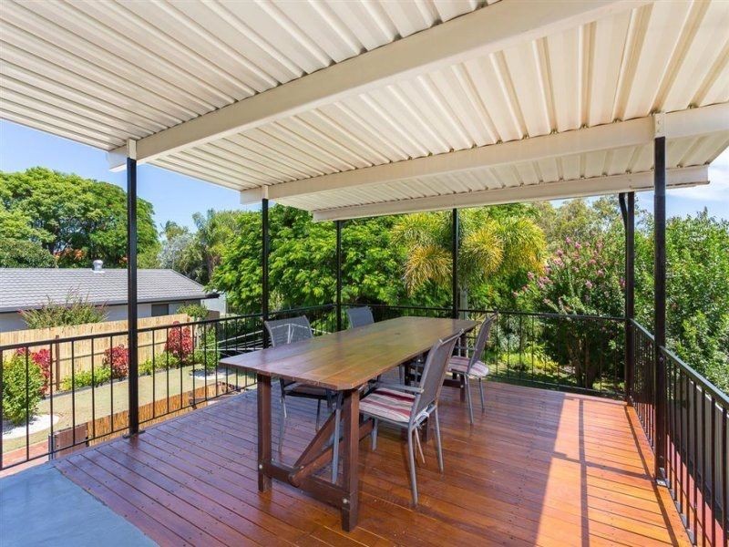 27 Hibiscus Avenue, Redcliffe QLD 4020