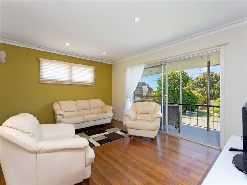 27 Hibiscus Avenue, Redcliffe QLD 4020