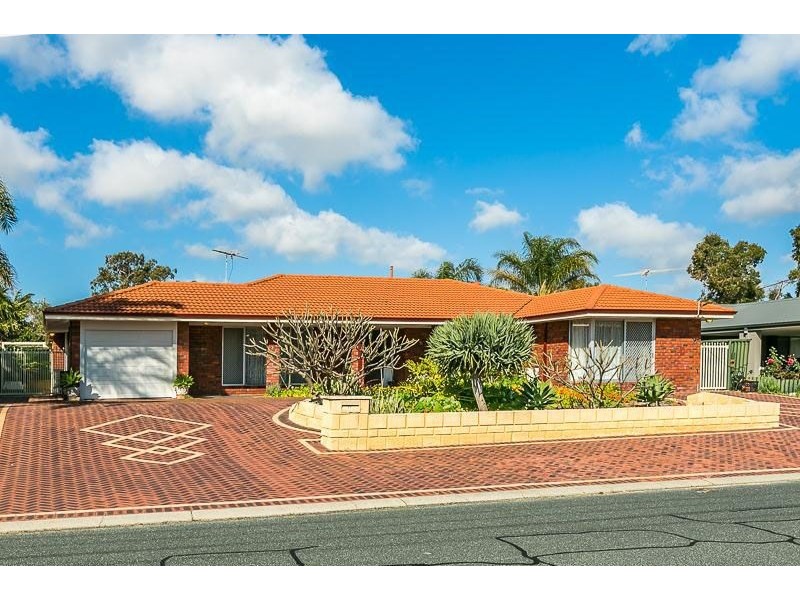 11 Mabley Court, Greenwood WA 6024