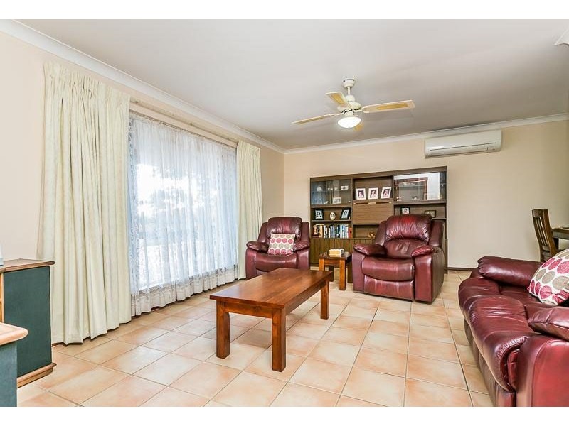 11 Mabley Court, Greenwood WA 6024
