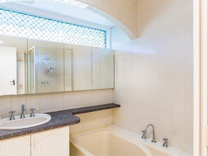 11 Mabley Court, Greenwood WA 6024