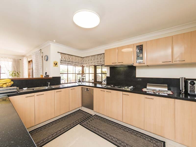 31 Herreshoff Ramble, Ocean Reef WA 6027