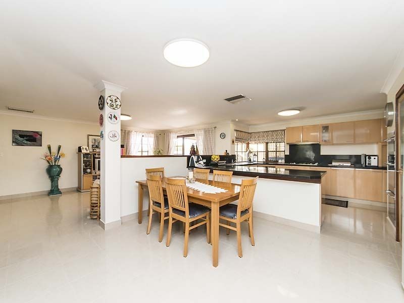 31 Herreshoff Ramble, Ocean Reef WA 6027