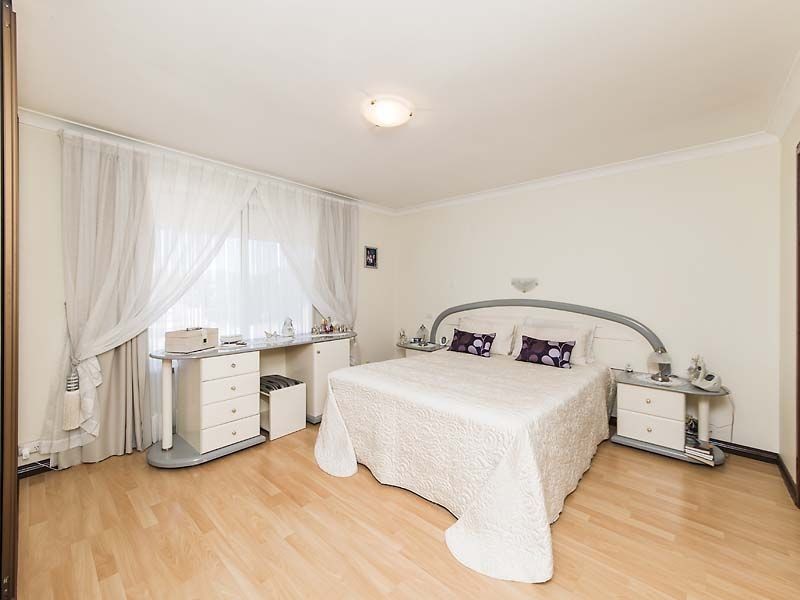 31 Herreshoff Ramble, Ocean Reef WA 6027