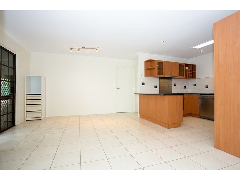 37 Galahad St, Marsden QLD 4132