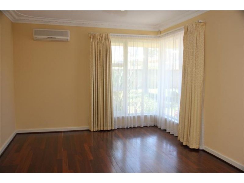 26 Kenilworth Street, Maylands WA 6051