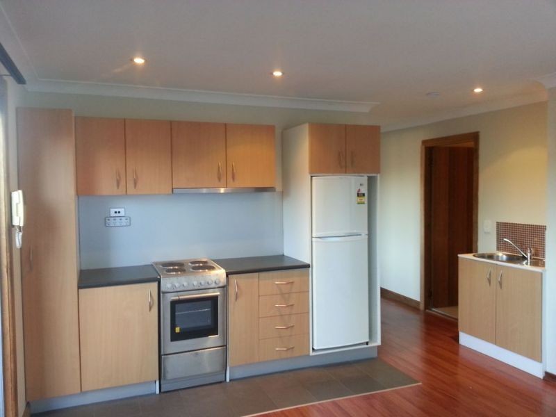 4 A Derby Street, Berkeley NSW 2506