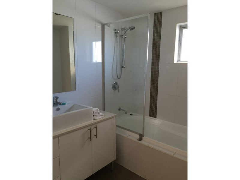 19/83 Marine Parade, Redcliffe QLD 4020