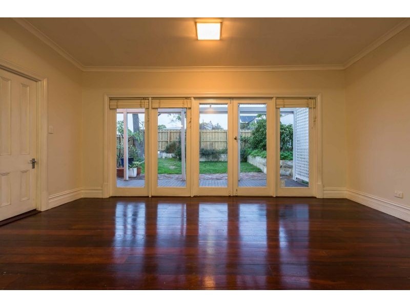 25 Anzac Rd, Leederville WA 6007