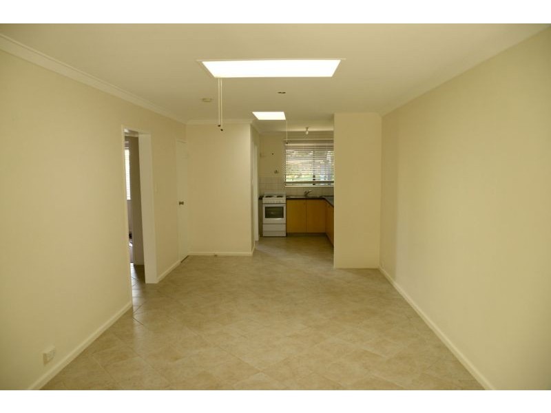 2/9 Adrian Street, Palmyra WA 6157