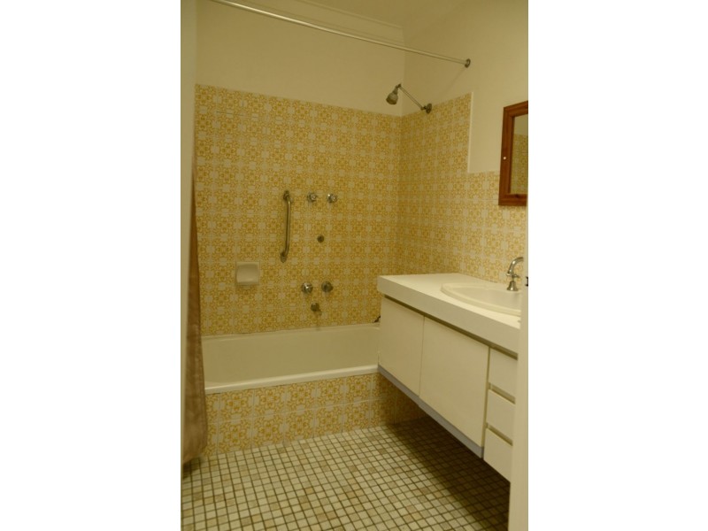 2/9 Adrian Street, Palmyra WA 6157