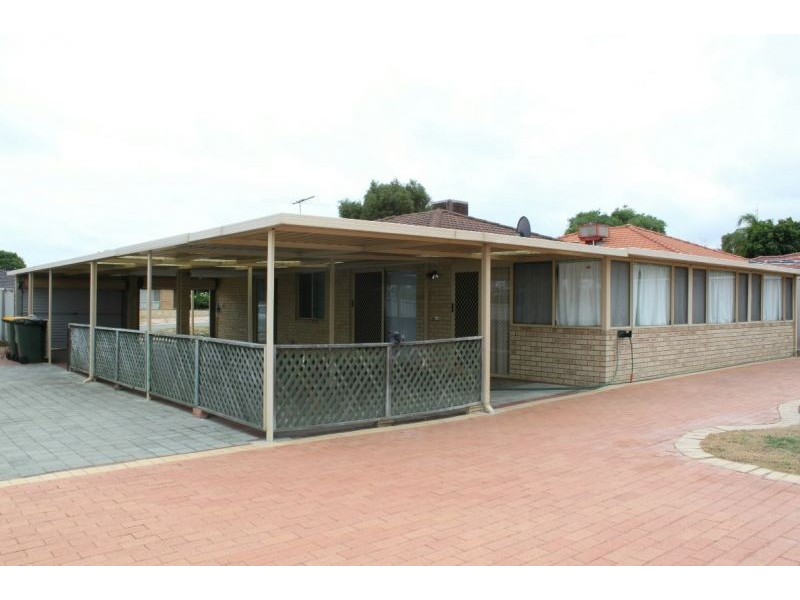 1 Saracen Way, Marangaroo WA 6064