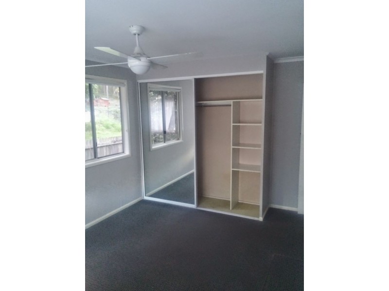 23 Tombondan Crescent, Ferny Hills QLD 4055