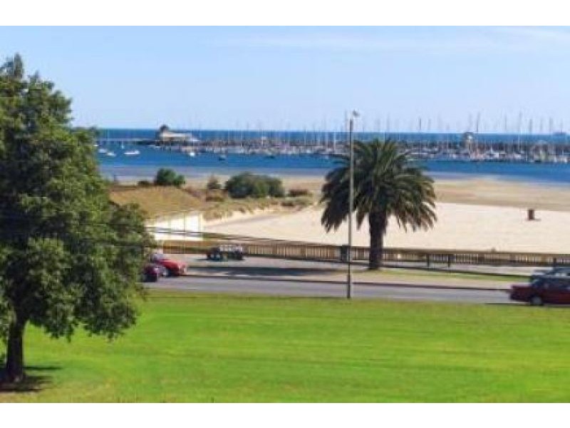 21/325 Beaconsfield Parade, St Kilda West VIC 3182