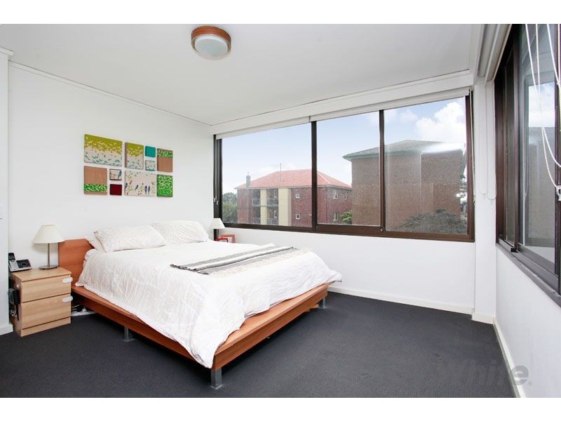 21/325 Beaconsfield Parade, St Kilda West VIC 3182