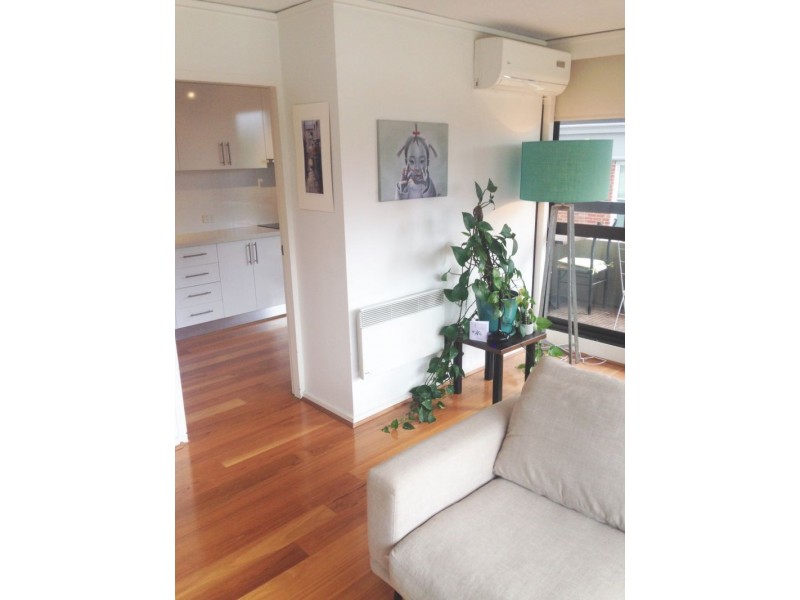 21/325 Beaconsfield Parade, St Kilda West VIC 3182