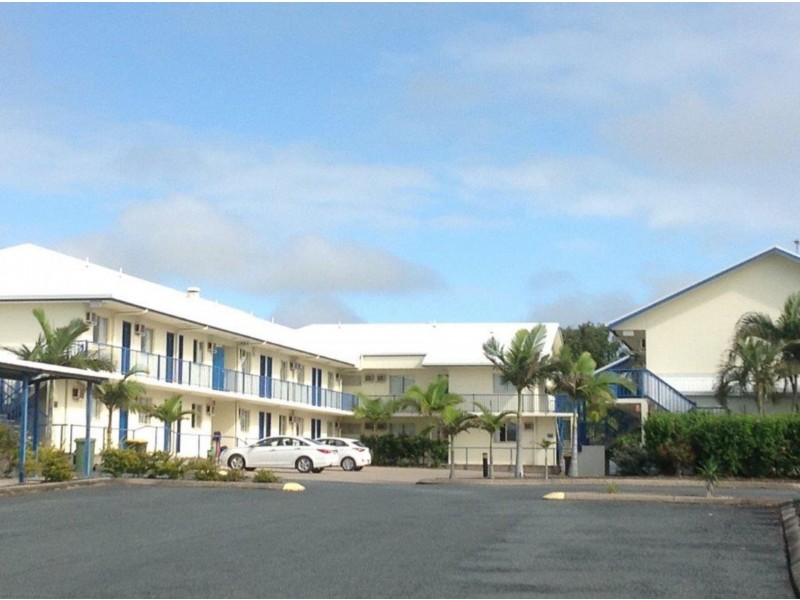 72 Pacific Esp, Slade Point QLD 4740