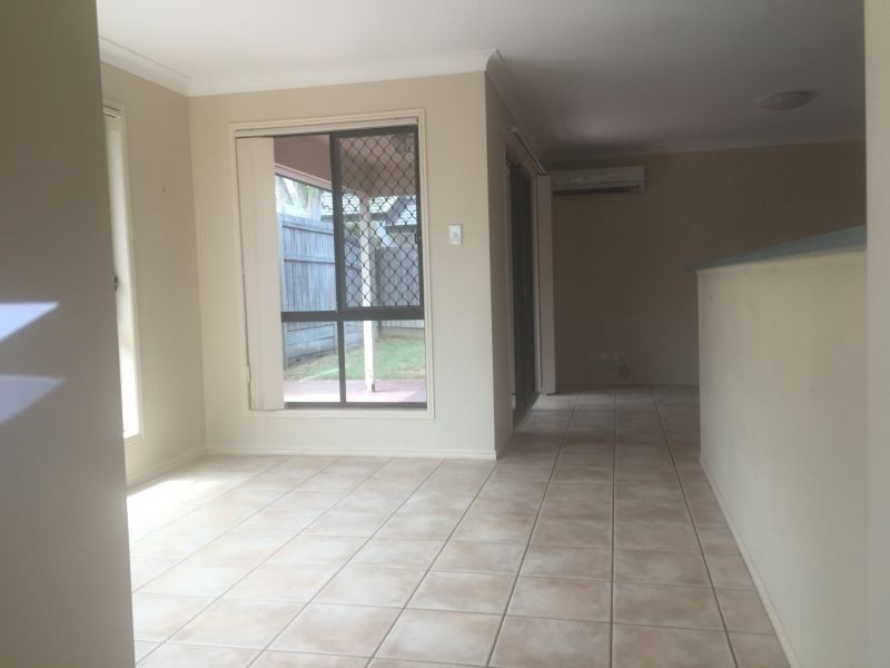5 Carnegie Cl, Parkinson QLD 4115