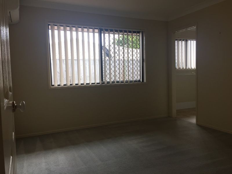 5 Carnegie Cl, Parkinson QLD 4115