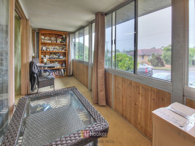 36 Cresthaven Drive, Mansfield QLD 4122