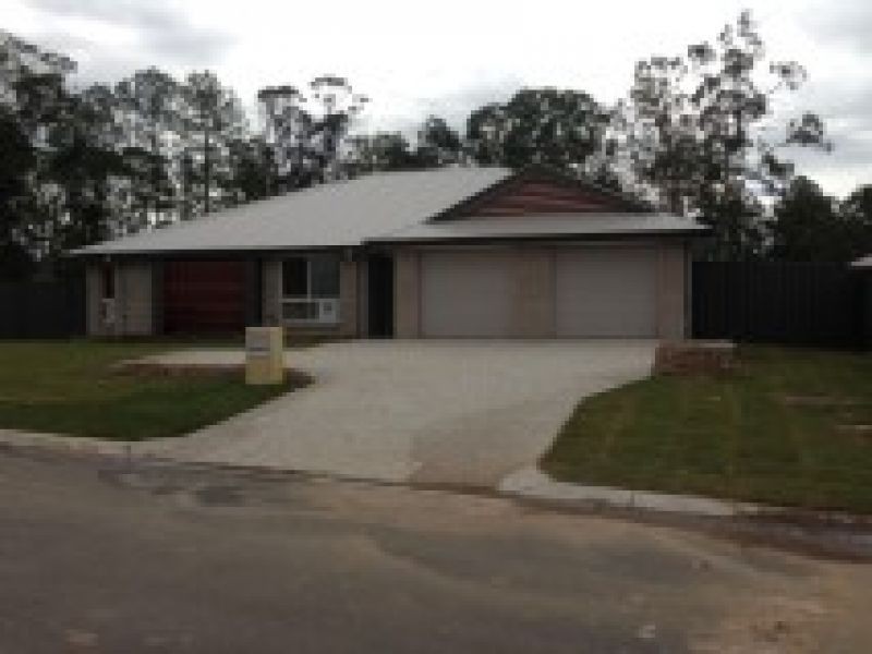 2 Bruce Baker Crescent, Crestmead QLD 4132