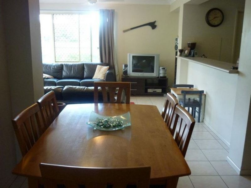 25 Rivergum Pl, Calamvale QLD 4116