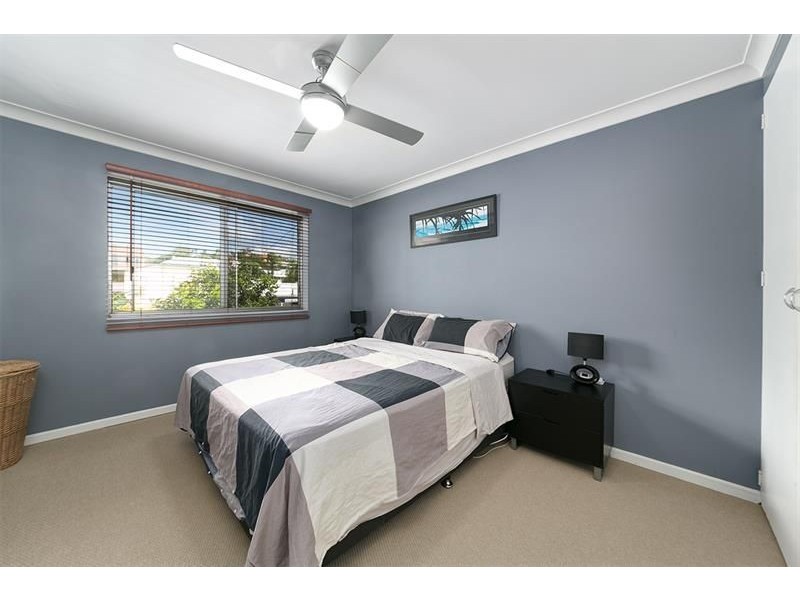 2/34 Macaulay Street, Coorparoo QLD 4151
