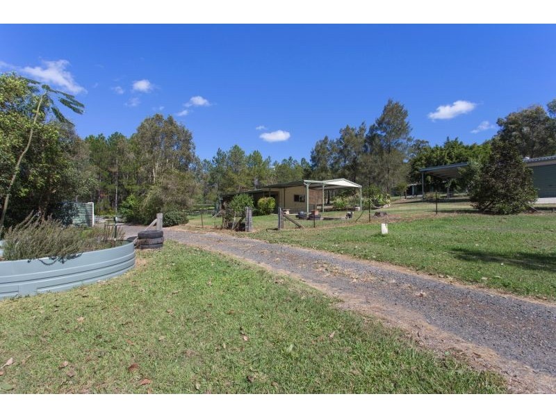 207 Ironbark Drive, Woodford QLD 4514