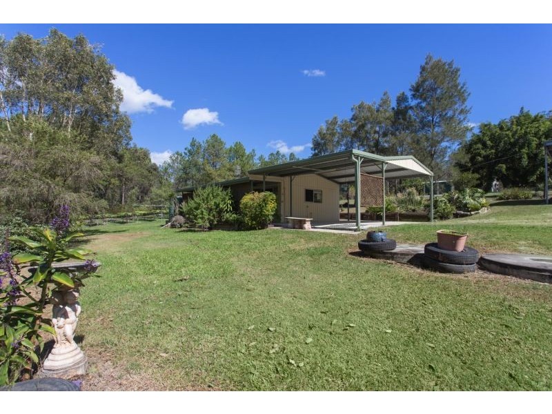 207 Ironbark Drive, Woodford QLD 4514