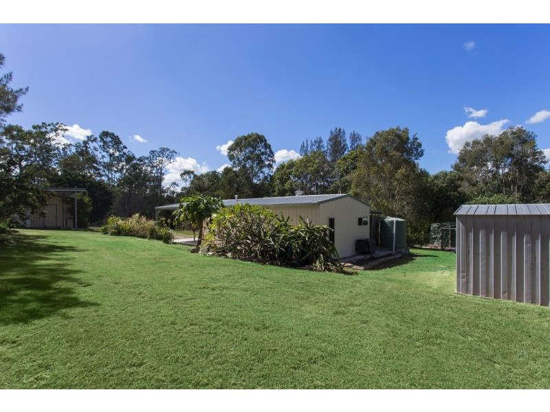 207 Ironbark Drive, Woodford QLD 4514