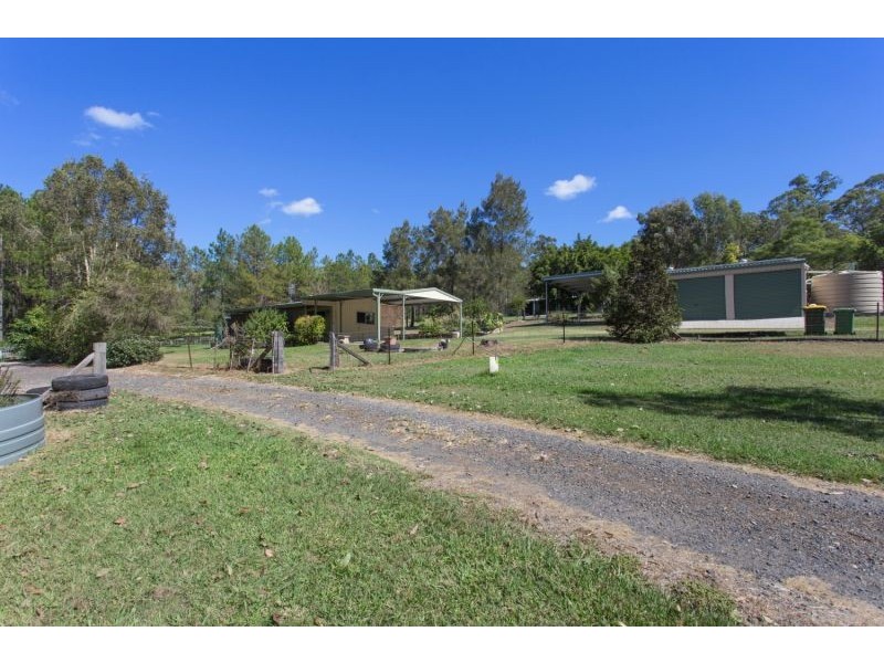 207 Ironbark Drive, Woodford QLD 4514