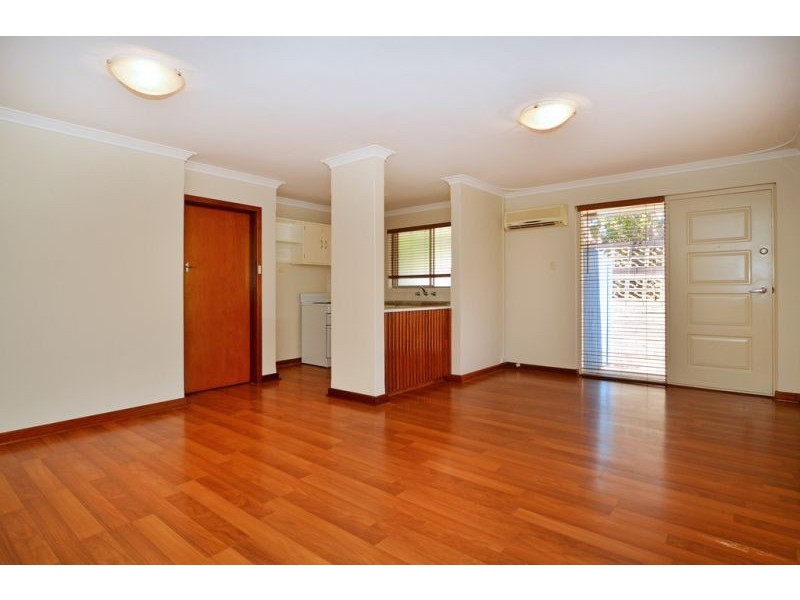 117b Elliott Road, Karrinyup WA 6018