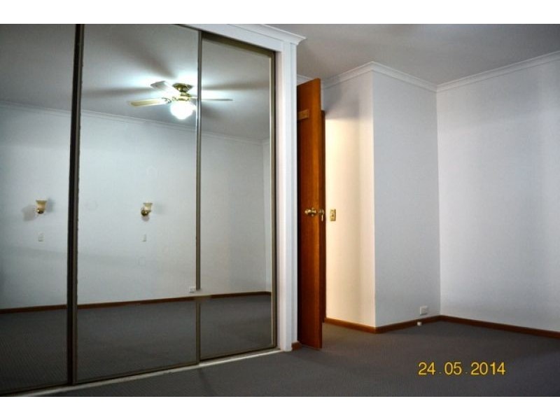 12 Ralphs Avenue, Port Noarlunga SA 5167