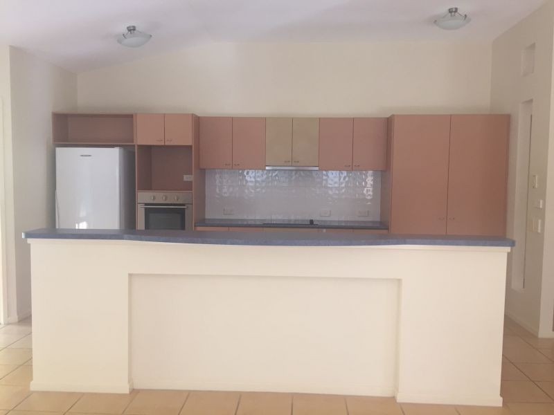 53 Petigrain Avenue, Palmwoods QLD 4555