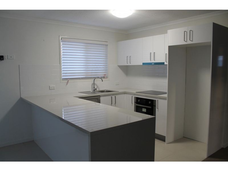 63 Gordon Street, Labrador QLD 4215