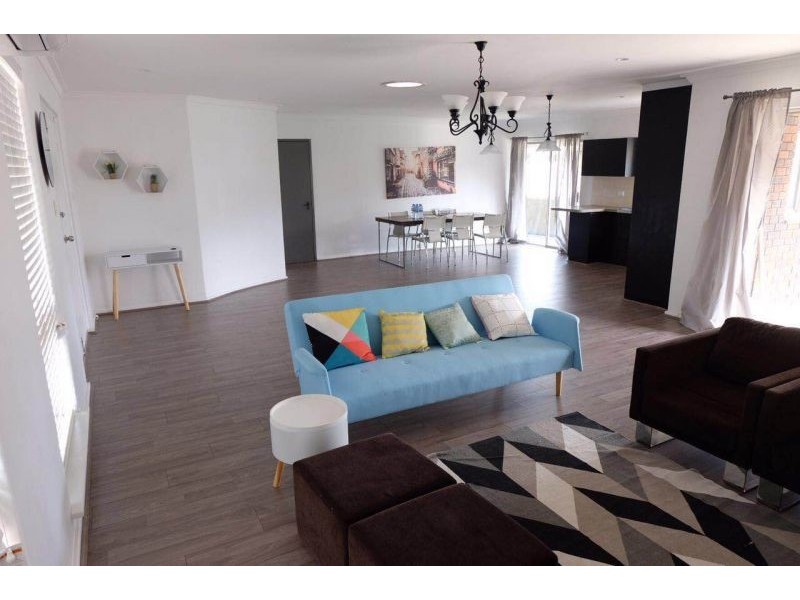 25 Leach Highway, Wilson WA 6107