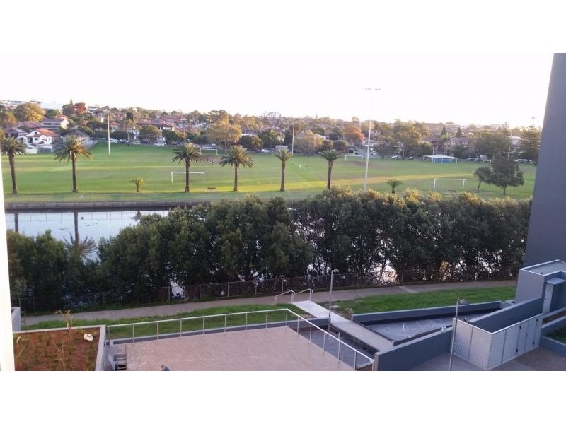 15 Charles St, Canterbury NSW 2193