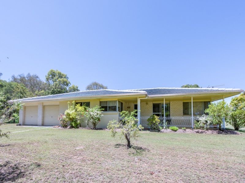 Moore Park Beach QLD 4670