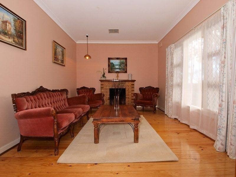 32 Sparks Terrace, Rostrevor SA 5073