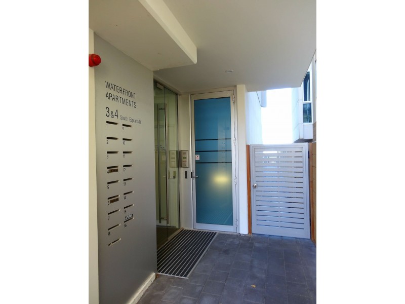 5/3-4 South Esp, Glenelg SA 5045