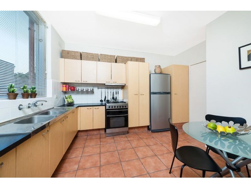 5/12 Southey St, Elwood VIC 3184
