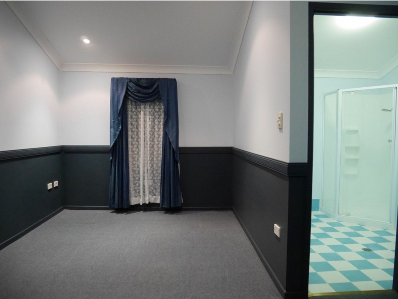 147 Quarry Street, Springsure QLD 4722