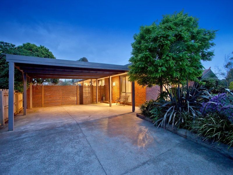 27 Morlyn Dr, Mount Martha VIC 3934