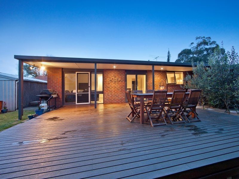 27 Morlyn Dr, Mount Martha VIC 3934