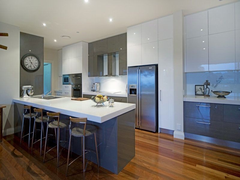 2001 The Boulevarde, Benowa QLD 4217