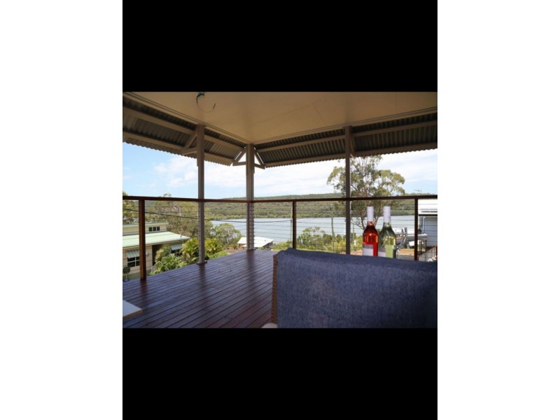 66 Barcelona Terrace, Russell Island QLD 4184