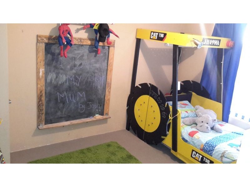 17 Terracina Parkway, Piara Waters WA 6112