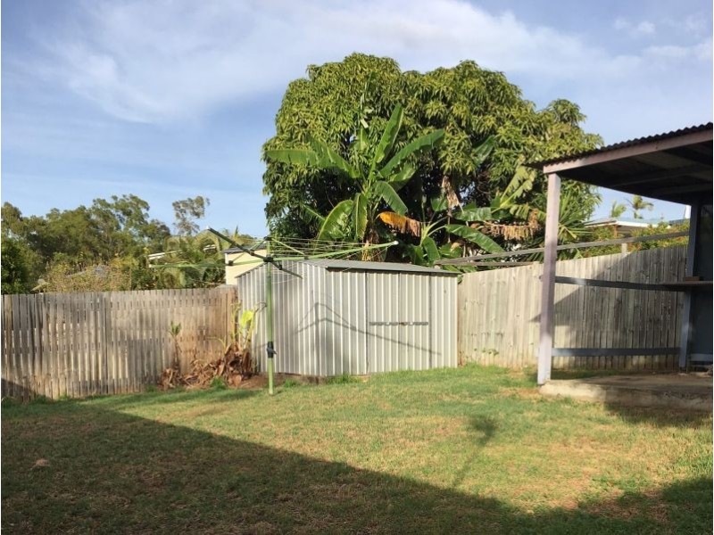 17 Katandra Street, Boyne Island QLD 4680
