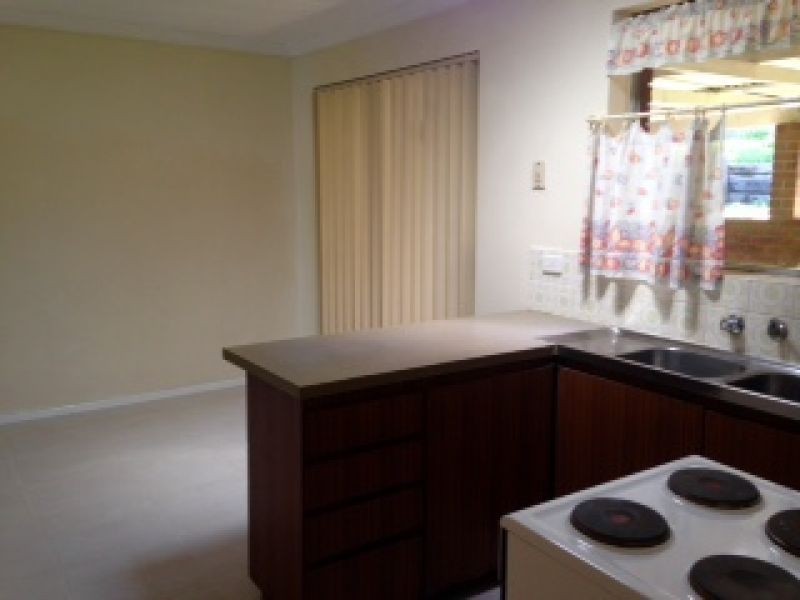 5 Sheoak Ct, Forrestfield WA 6058